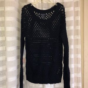 American Eagle fish net style sweater